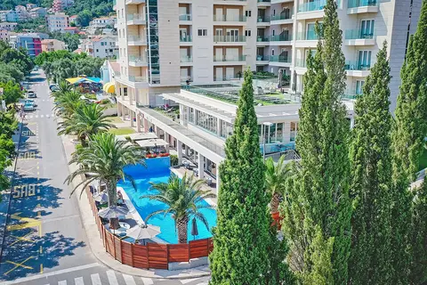 Hotel Ami Budva Petrovac in Petrovac na Moru — foto 19
