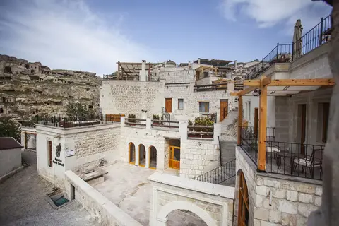 Agarta Cave Hotel in Göreme — foto 10