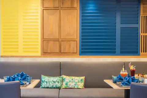 Golden Tulip Pattaya Beach Resort in พัทยา — foto 17