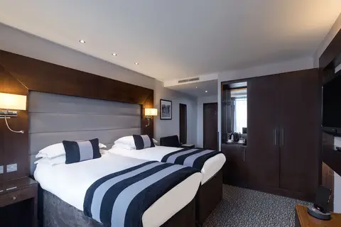 Park Grand London Heathrow in Londen — foto 13