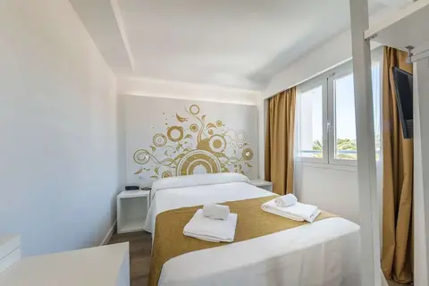 Hotel Triton Beach in Cala Ratjada — foto 27