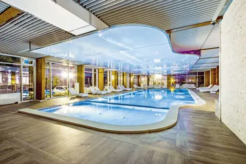 Carine Hotel Delfin in Bijela — foto 11