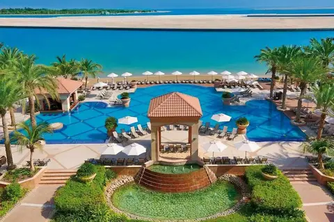 Al Raha Beach Resort & Spa in الراحة