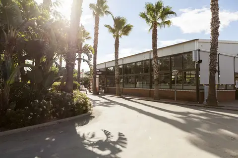 Camping & Bungalow Park Platja Cambrils in Calafell — foto 11