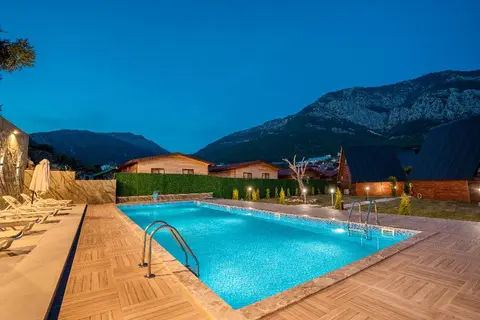 Karaoz Sapphire Bungalows in Kumluca — foto 17