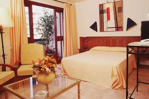 Aparthotel Londres in San Javier — foto 26