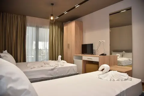 Hotel Lubjana in Durres — foto 19