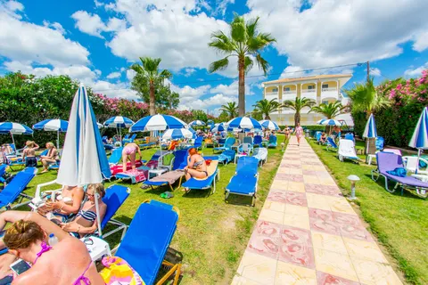 Poseidon Beach in Laganas Municipal Unit — foto 3