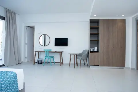 Mandali Hotel in Παραλίμνι — foto 12