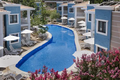 Quattro Family Club Dem Hotel in Alaşehir — foto 20