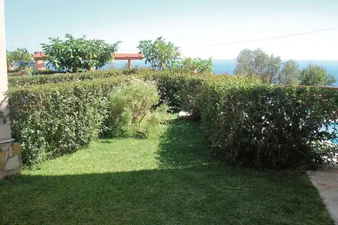 Nostimon Emar in Λουρδάτα — foto 14