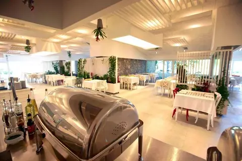 Hotel Castellastva in Brežine — foto 8
