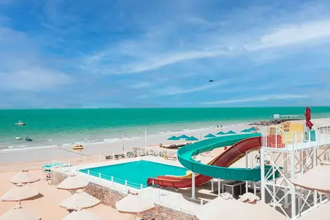 BM Beach Hotel in Ras al-Khaimah — foto 9