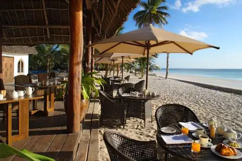 Sultan Sands Islands Resort in Kiwengwa — foto 6