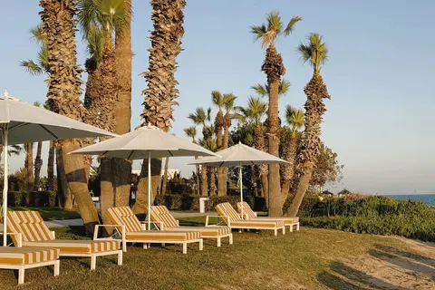 Louis Imperial Beach in Paphos — foto 15