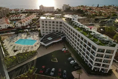 MYND Adeje in Adeje — foto 4