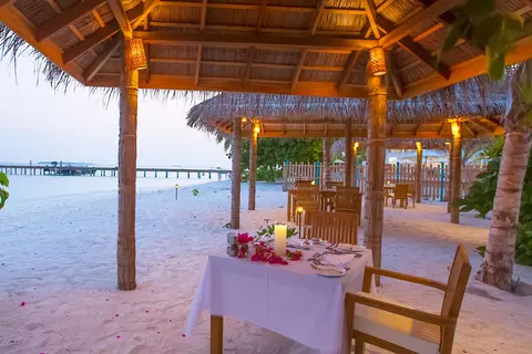Reethi Faru Resort in Rah Gili Maldives — foto 29
