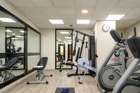 Leonardo Hotel Budapest in Boedapest — foto 8