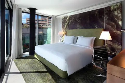 Doubletree by Hilton Lisbon - Fontana Park in Almada — foto 11