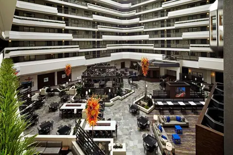 Embassy Suites by Hilton Los Angeles Internat in Los Angeles