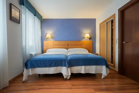 Hotel La Serrana in Aviles — foto 4