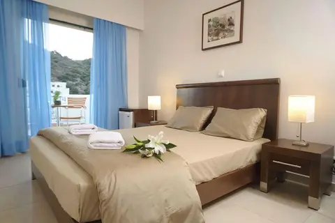 Glaros in Αγία Γαλήνη — foto 21