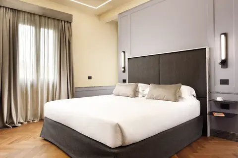 Floren Luxury Hotel in Florence, foto 16