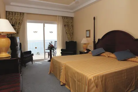 Hotel Riu Madeira in Santa Cruz — foto 29