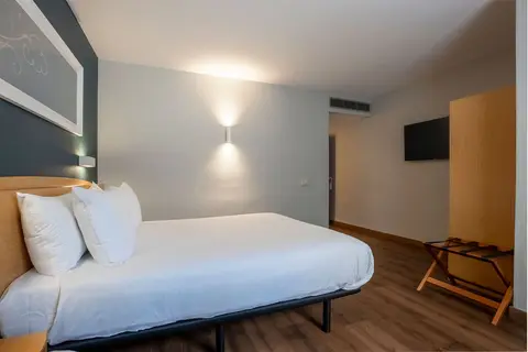 Travelodge Alicante Puerto in Alicante — foto 21