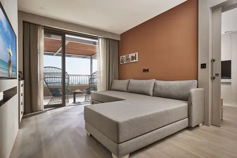 Lusso Sorgun foto 14