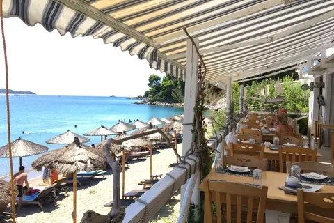 Vassilias Beach in Αχλαδιάς — foto 3
