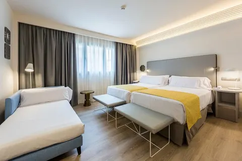 Catalonia Granada foto 2