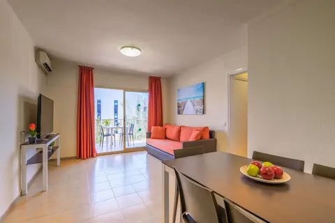 Rentalmar Pins Marina in Calafell — foto 10