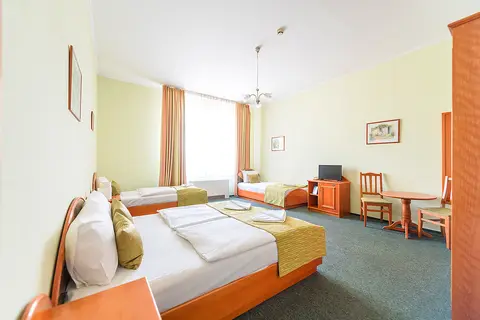 Baross City Hotel in Boedapest — foto 15