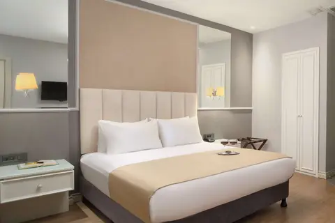 Ess Hotel in Beyoğlu — foto 2