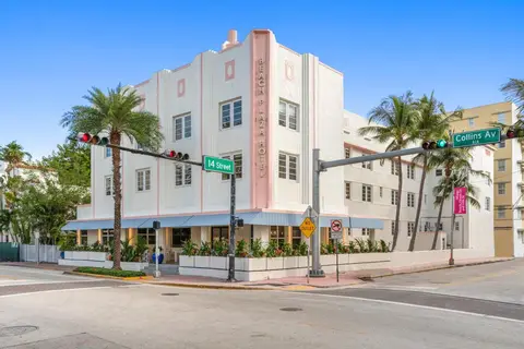 Hotel Riu Plaza Miami Beach in Miami Beach