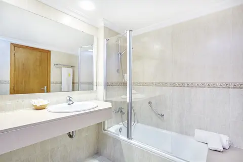 Universal Hotel Castell Royal in Canyamel — foto 14
