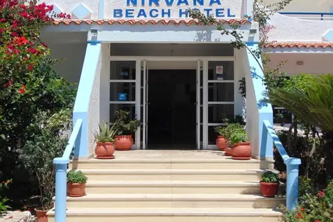 Nirvana Beach Hotel in Θεολόγος — foto 3