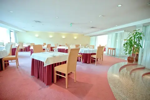 Premium Maia Hotel in Maia — foto 7