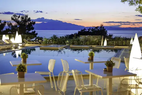 Louloudis Fresh in Σκάλα Ραχωνίου — foto 8