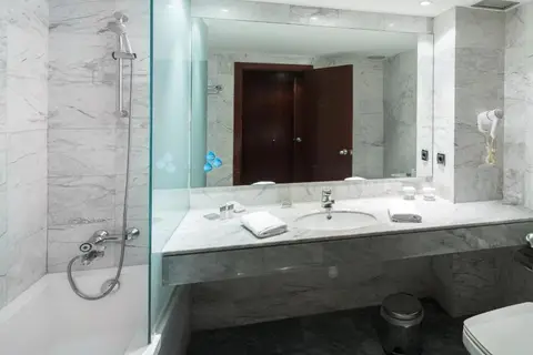 Catalonia Gran Hotel Verdi in Sabadell — foto 9