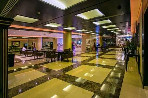 Two Seasons Hotel & Apartments in Dubai — foto 21