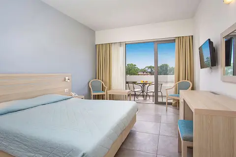 Niriides Hotel in Κολύμπια — foto 3