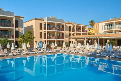 Protur Floriana Resort Aparthotel in Son Servera