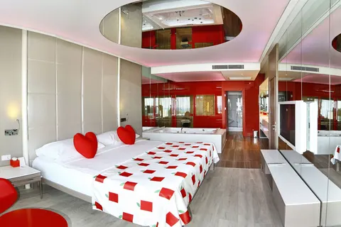 Adam & Eve in Serik — foto 13