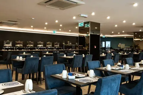 Hotel Urban Valley Resort & Spa in San Ġwann — foto 19