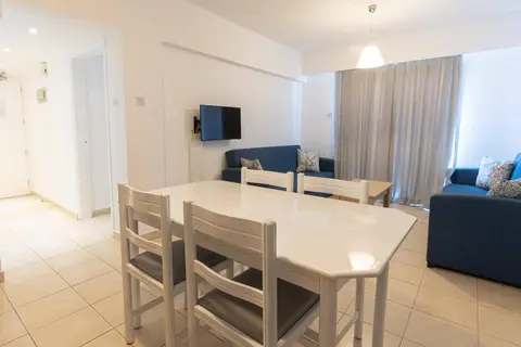 Vrissaki Hotel Apartments in Paralimni — foto 18