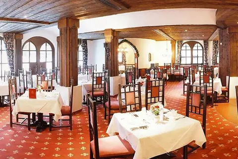 Family Hotel Schloss Rosenegg in Fieberbrunn — foto 18