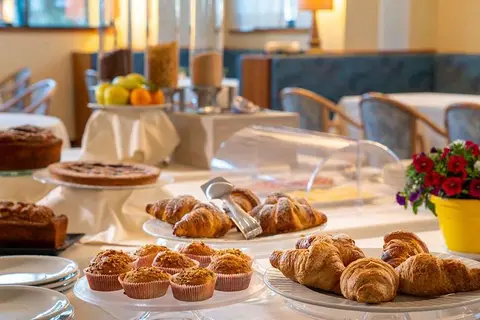 Hotel Cristallo in Bastia Umbra — foto 12