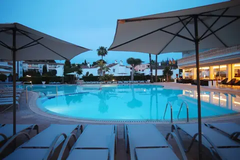 La Pérgola Aparthotel in Calvià — foto 21